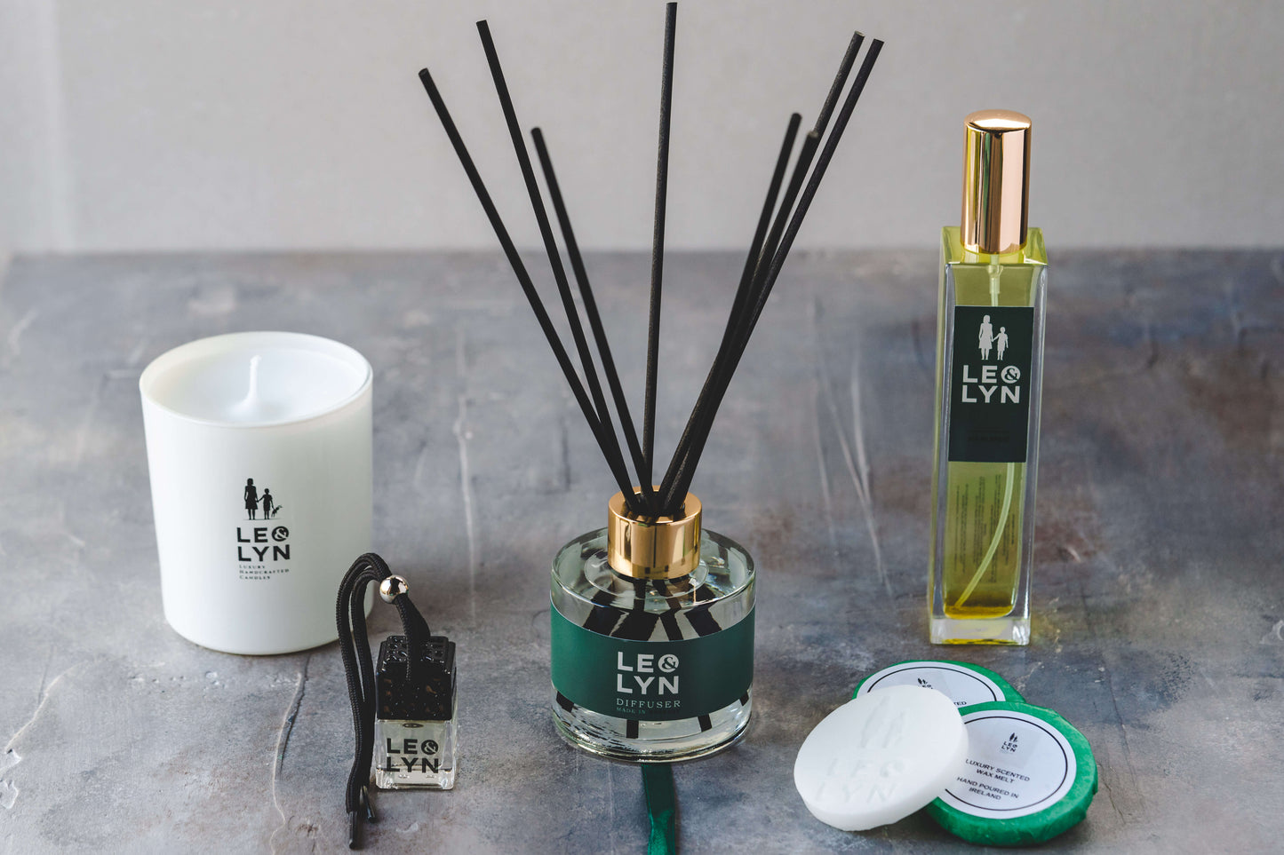 Peony & Blush Suede - Luxury Reed Diffuser